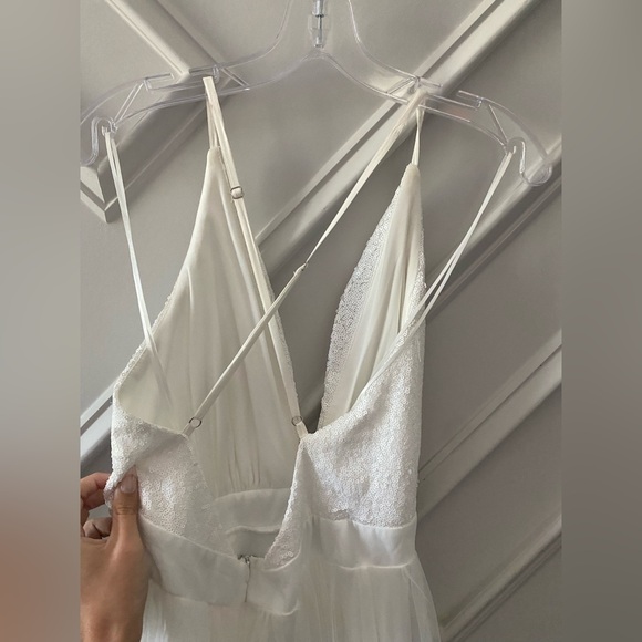 Luxxel White Maxi Dress - Picture 6 of 6